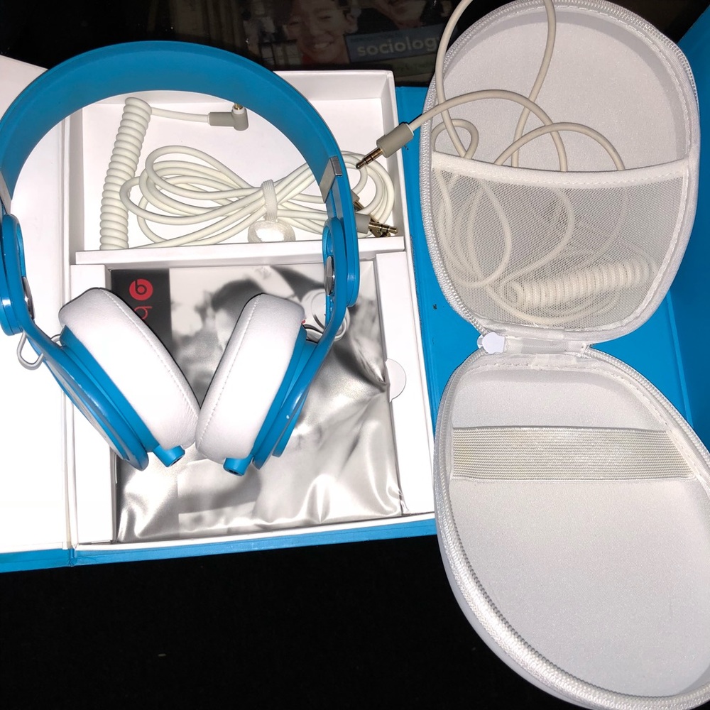 Beats By Dre Mixr Headphones